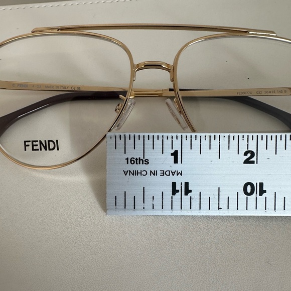 Aviator Reading Glasses Fendi - Picture 8 of 12